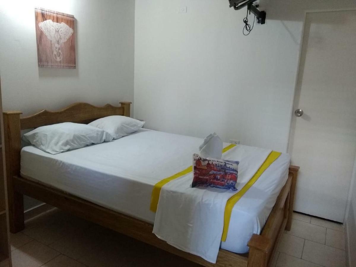 Hotel Isla Manga Home Cartagena ภายนอก รูปภาพ